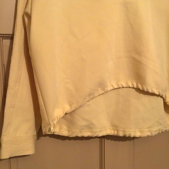 NWT Nocturne Light Yellow Tie Hooded Top - Picture 3 of 7